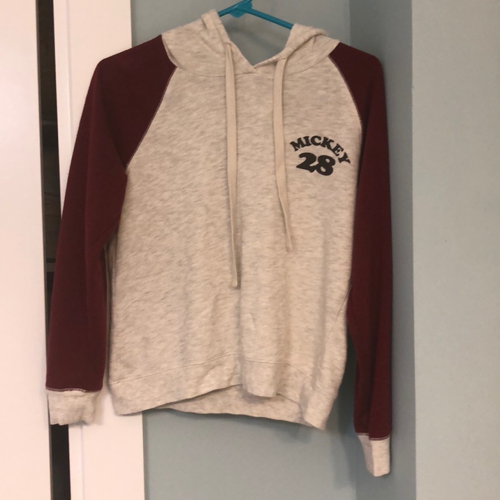 Mickey sweatshirt❤️